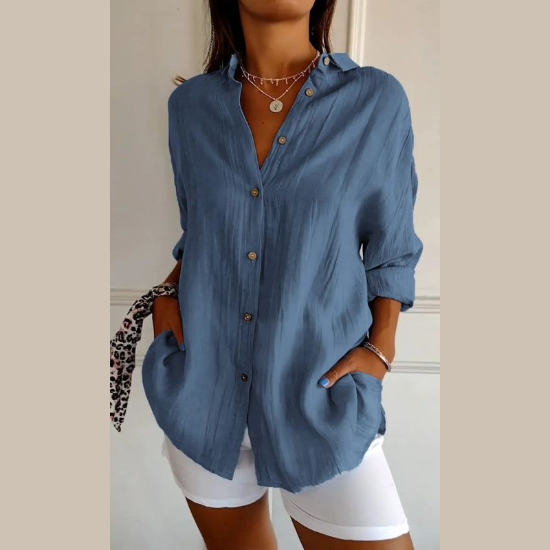 Classic pleated, structured, single-breasted lapel shirt for women