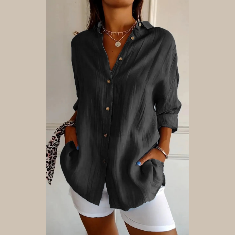 Classic pleated, structured, single-breasted lapel shirt for women